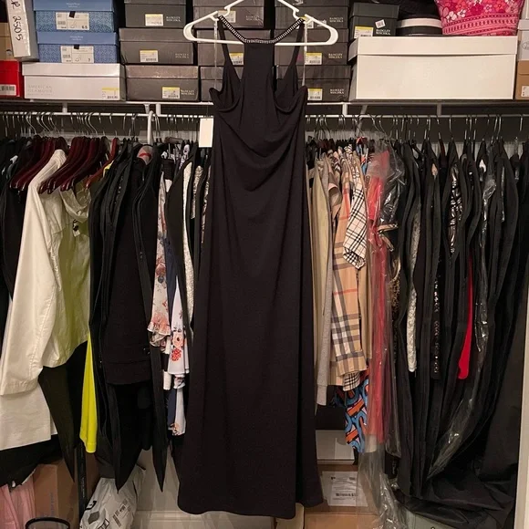 Razor Back Maxi Dress - Picture 2 of 9